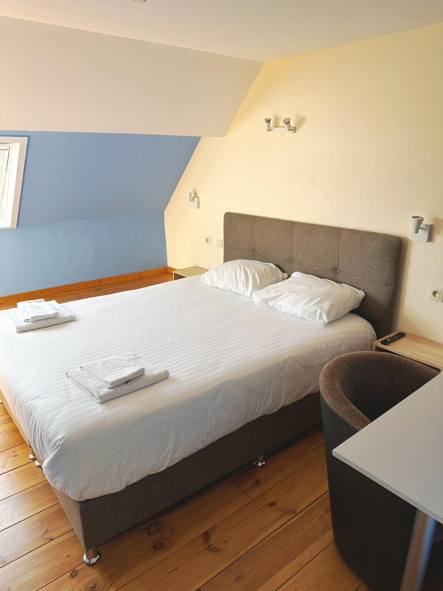 At-Pacific-Hotel Wavre Exteriér fotografie